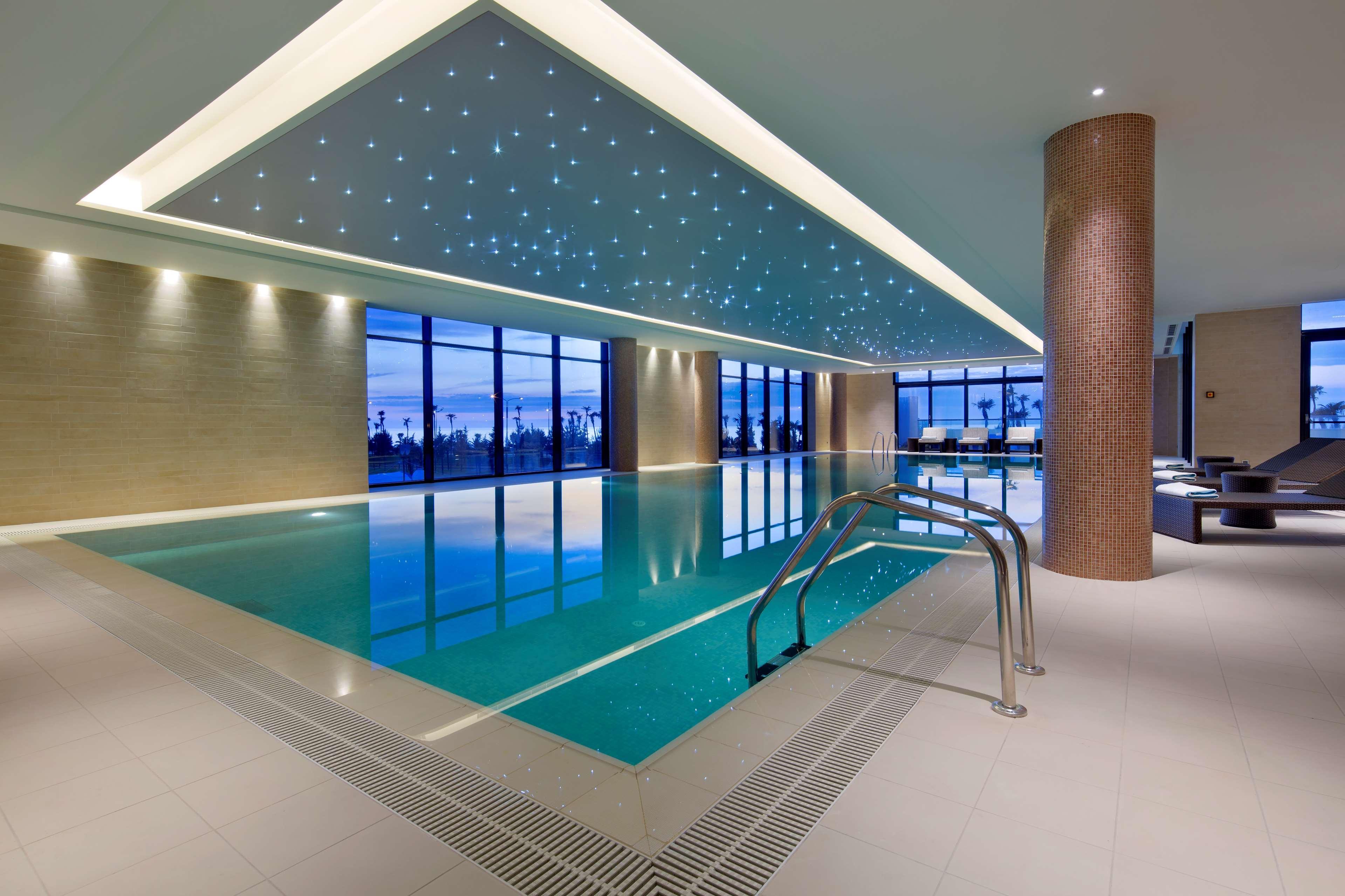 Hilton Batumi Hotel Екстериор снимка The pool at the Westin Palace, Brussels