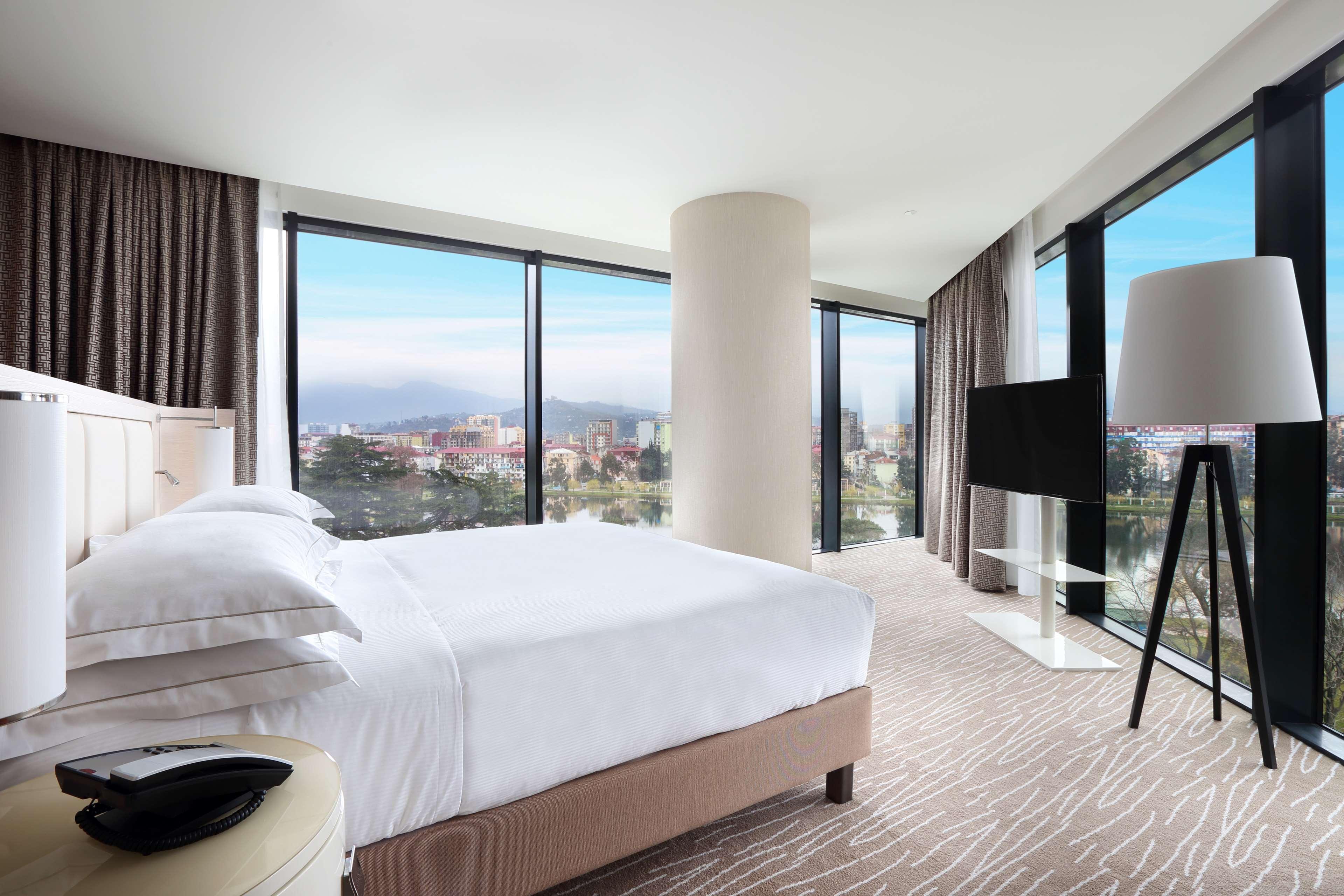 Hilton Batumi Hotel Екстериор снимка A bedroom at the hotel