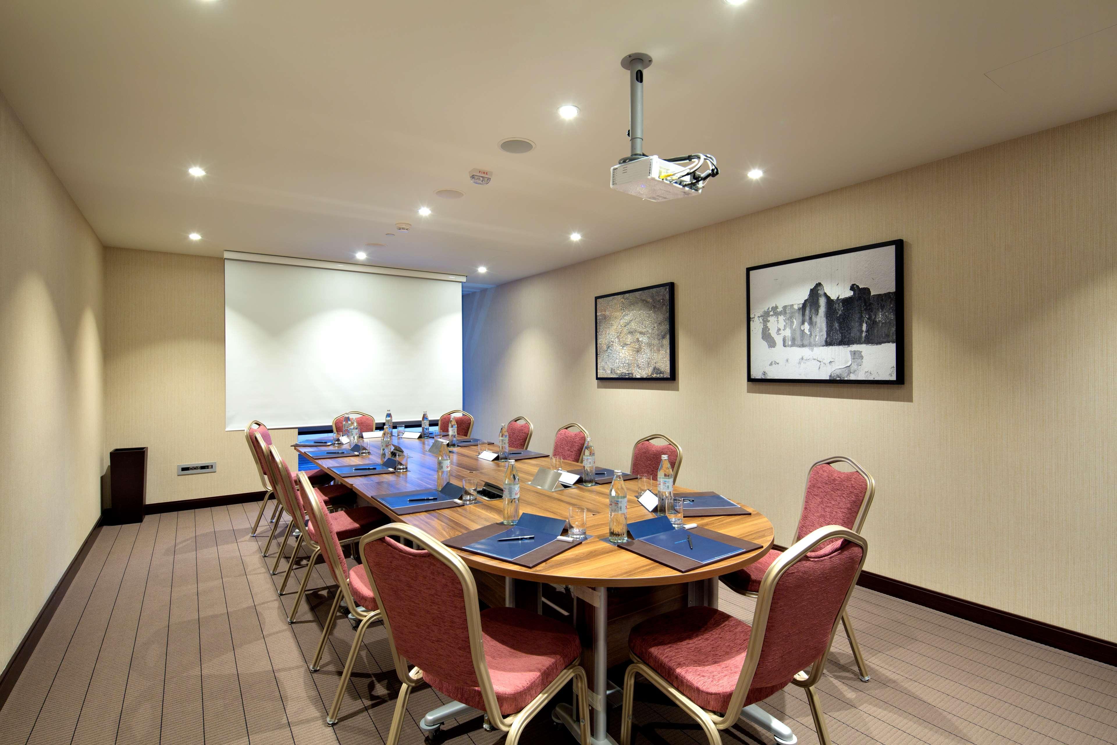 Hilton Batumi Hotel Екстериор снимка A meeting room at the hotel