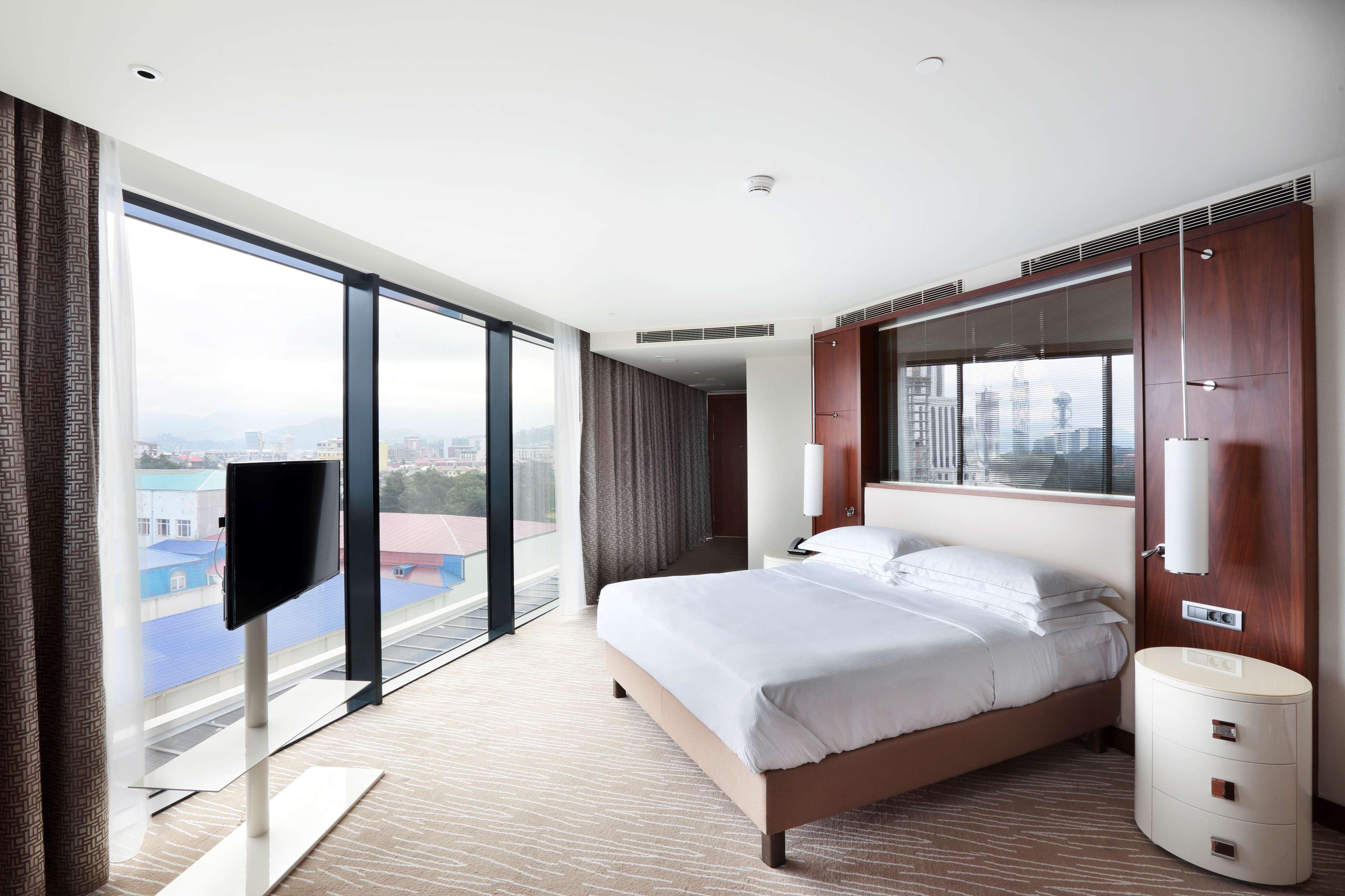 Hilton Batumi Hotel Екстериор снимка A bedroom at the hotel