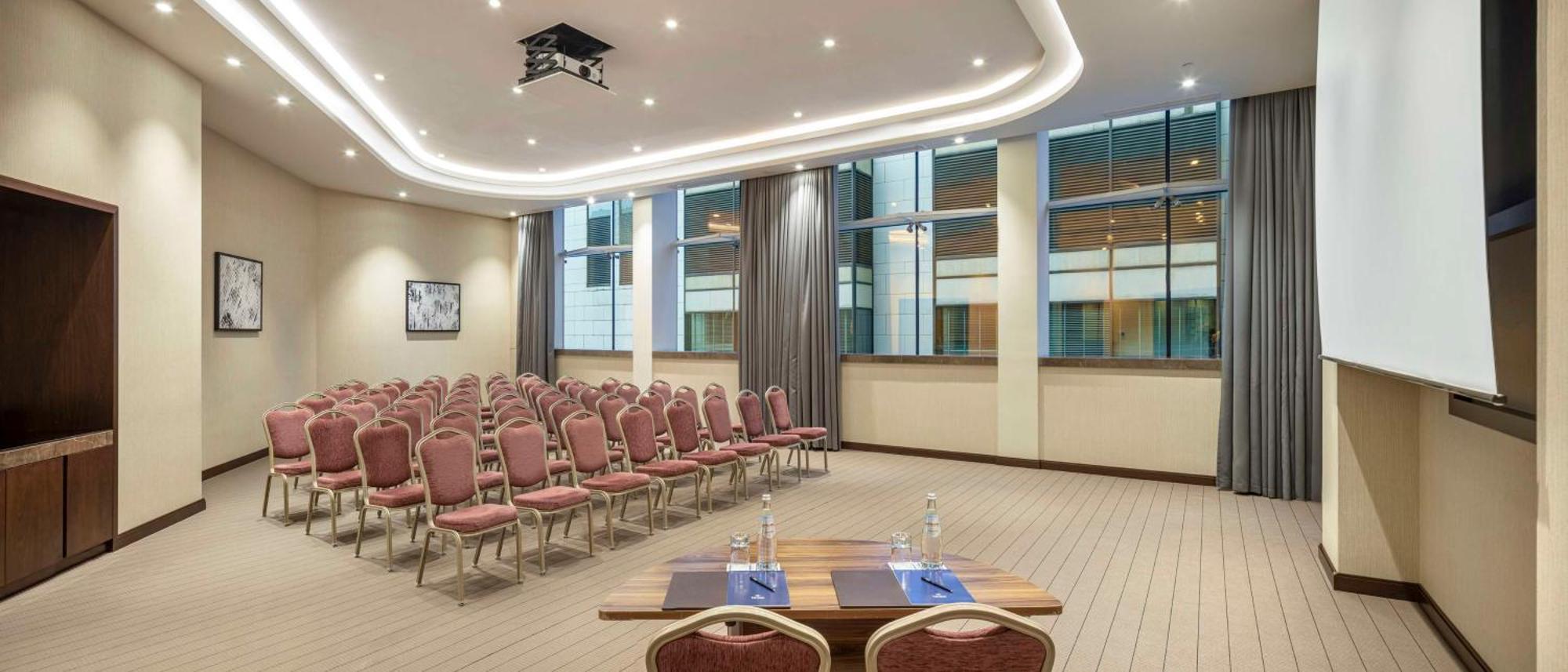 Hilton Batumi Hotel Екстериор снимка Meeting room