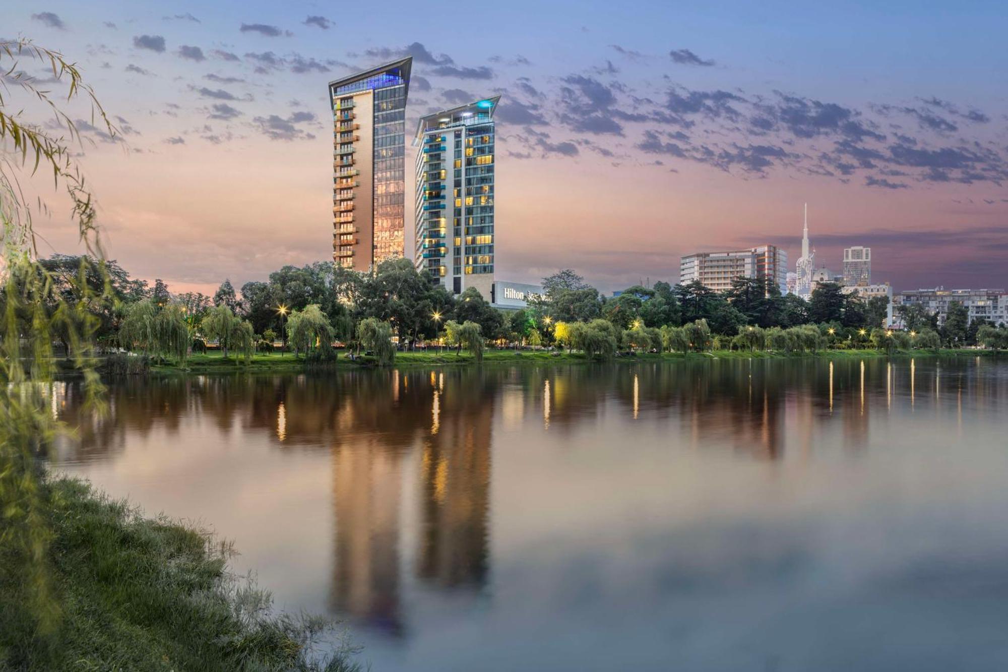 Hilton Batumi Hotel Екстериор снимка The Riverbank Centre