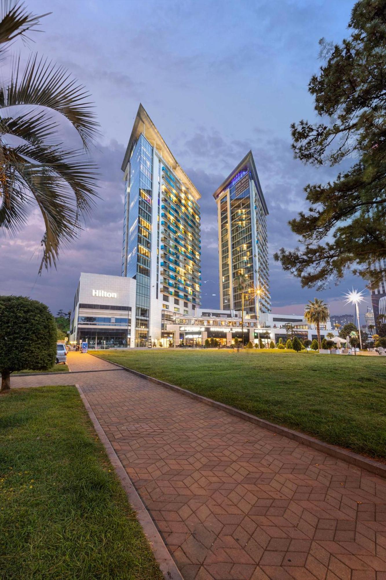 Hilton Batumi Hotel Екстериор снимка Hilton İzmir